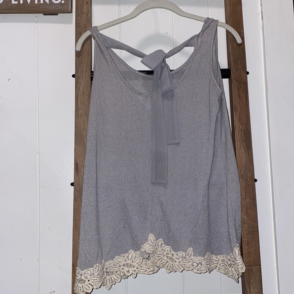 Grey TankTop with Lace Bottom | Bow on Back - Picture 2 of 2
